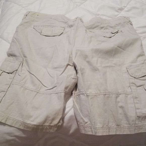 Mens Cargo shorts size 40 - Picture 5 of 5